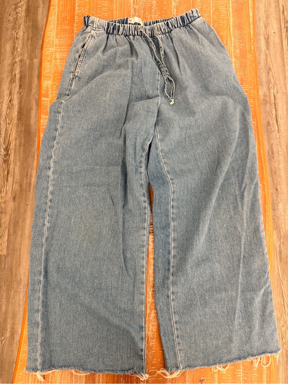 Primark Light Blue Wide Leg Jeans with elastic waistband, lightweight M size